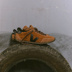 GT SUEDE COGNAC BLACK